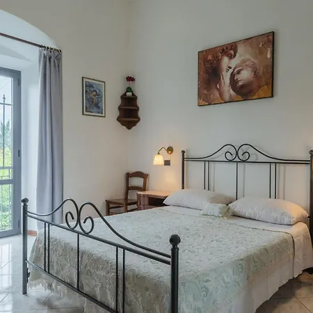 Casa Dei Renai By Rentbeat Villa *