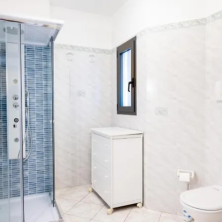 Casa Dei Renai By Rentbeat Villa